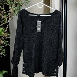 Robert Louis Women’s L Black Lightweight Long Sleeve Roll Cuff knit Sweater NEW